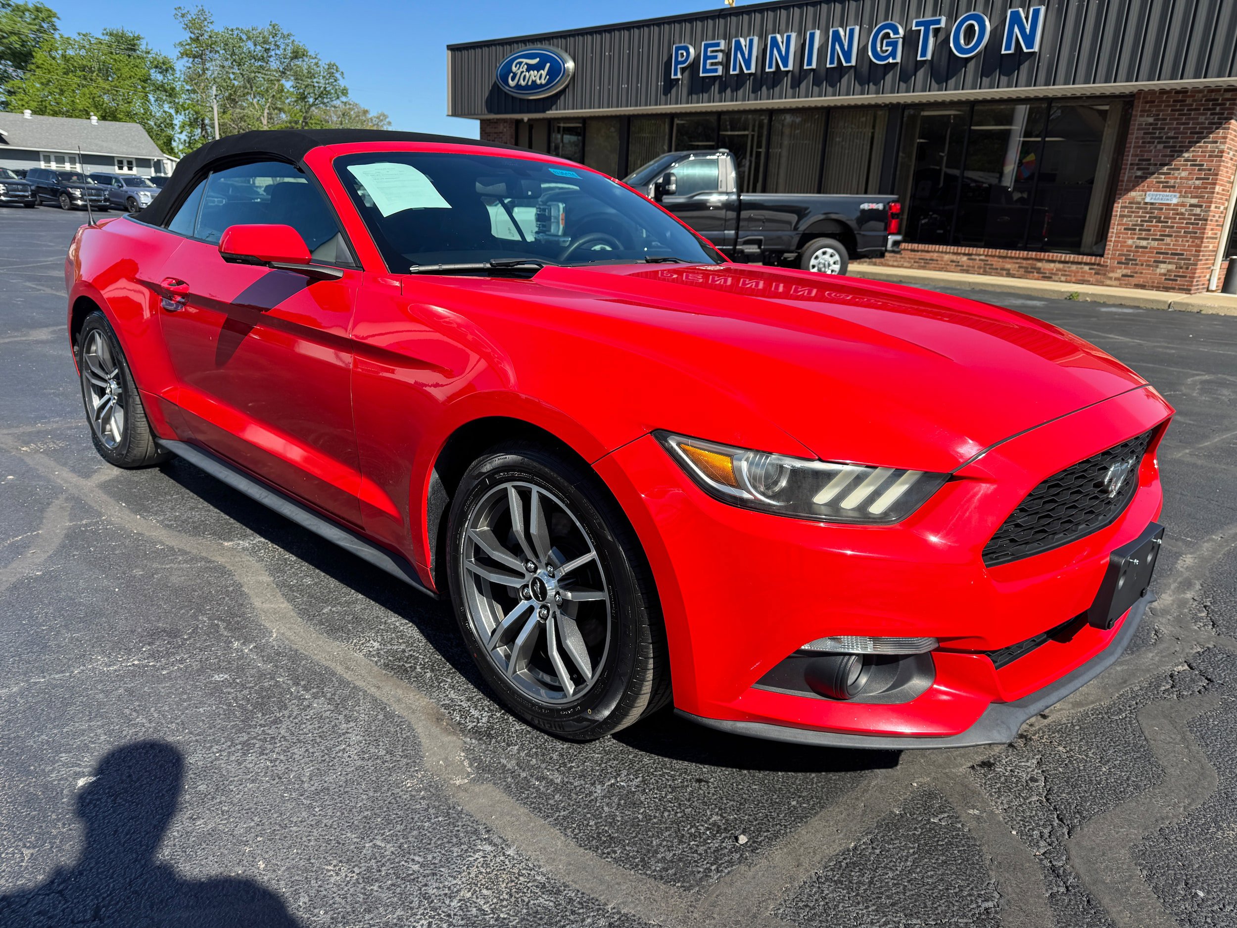 Used 2016 Ford Mustang Premium RWD image 9