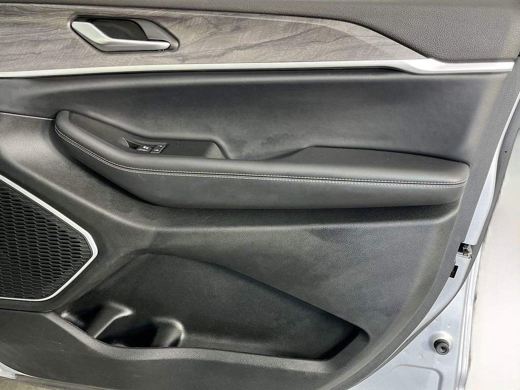 Used 2021 Jeep Grand Cherokee L Limited image 37