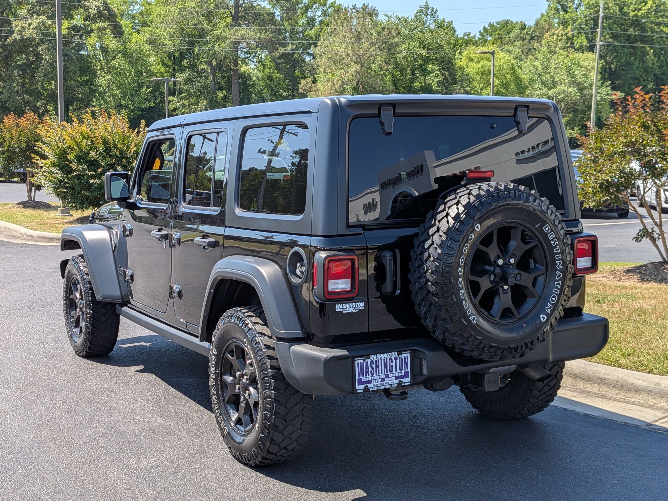 Used 2022 Jeep Wrangler Unlimited Sport AWD/4WD image 7