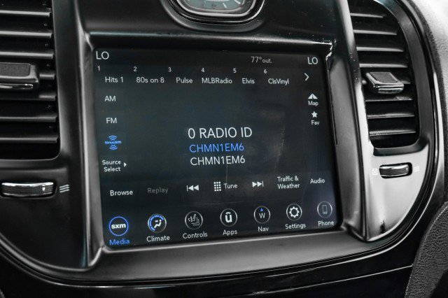 Used 2022 Chrysler 300 S image 25