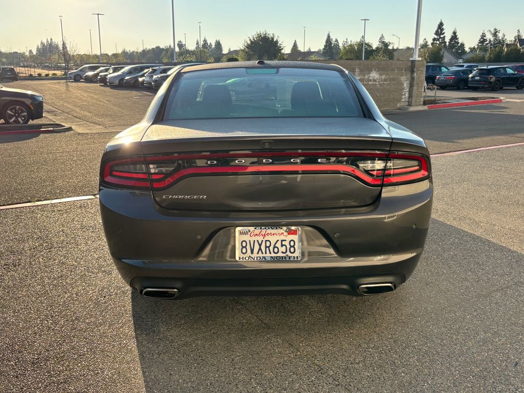 Used 2020 Dodge Charger SXT image 6