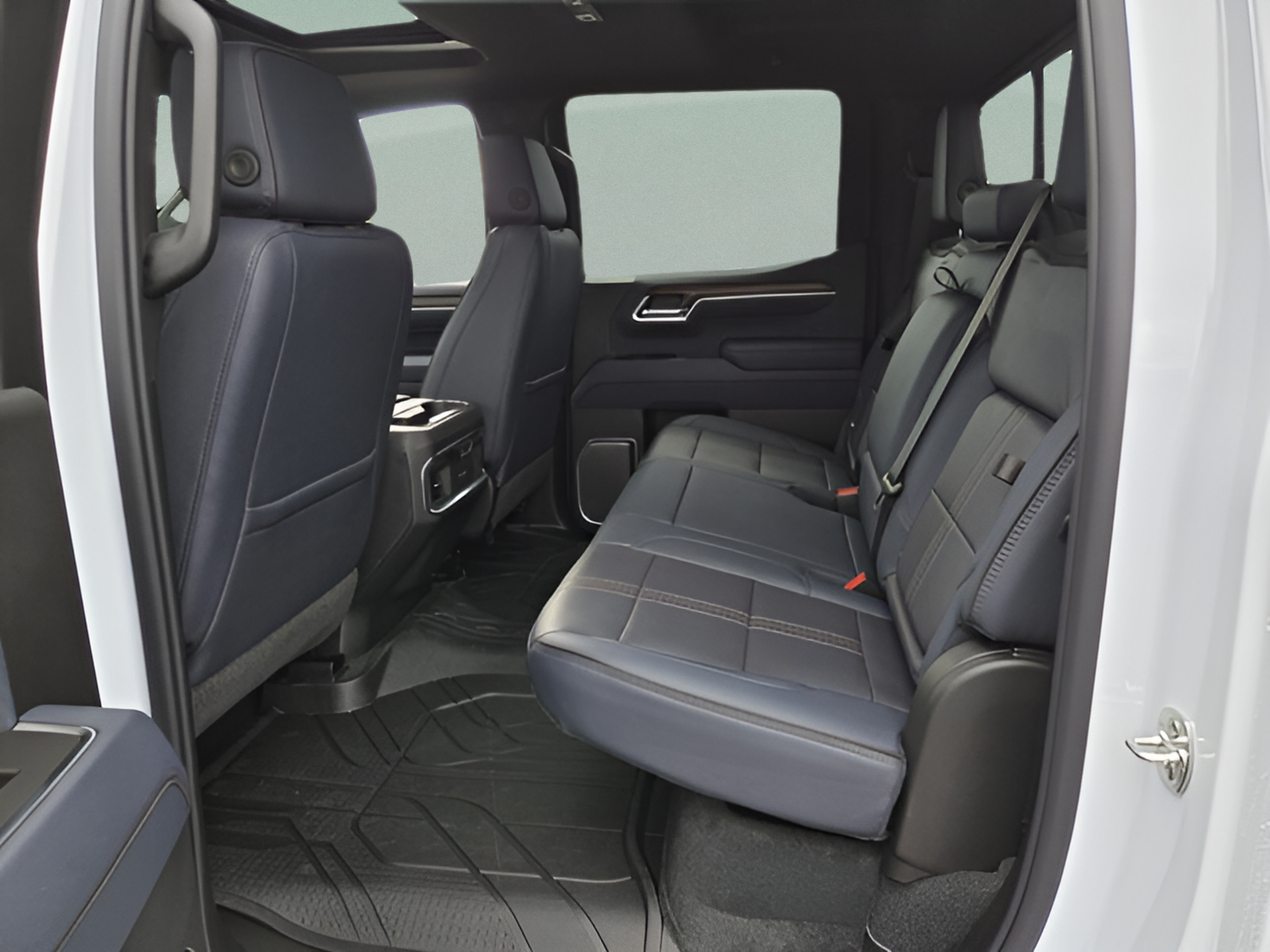 New 2026 Chevrolet Silverado 1500 High Country w/ High Country Premium Package AWD/4WD image 11