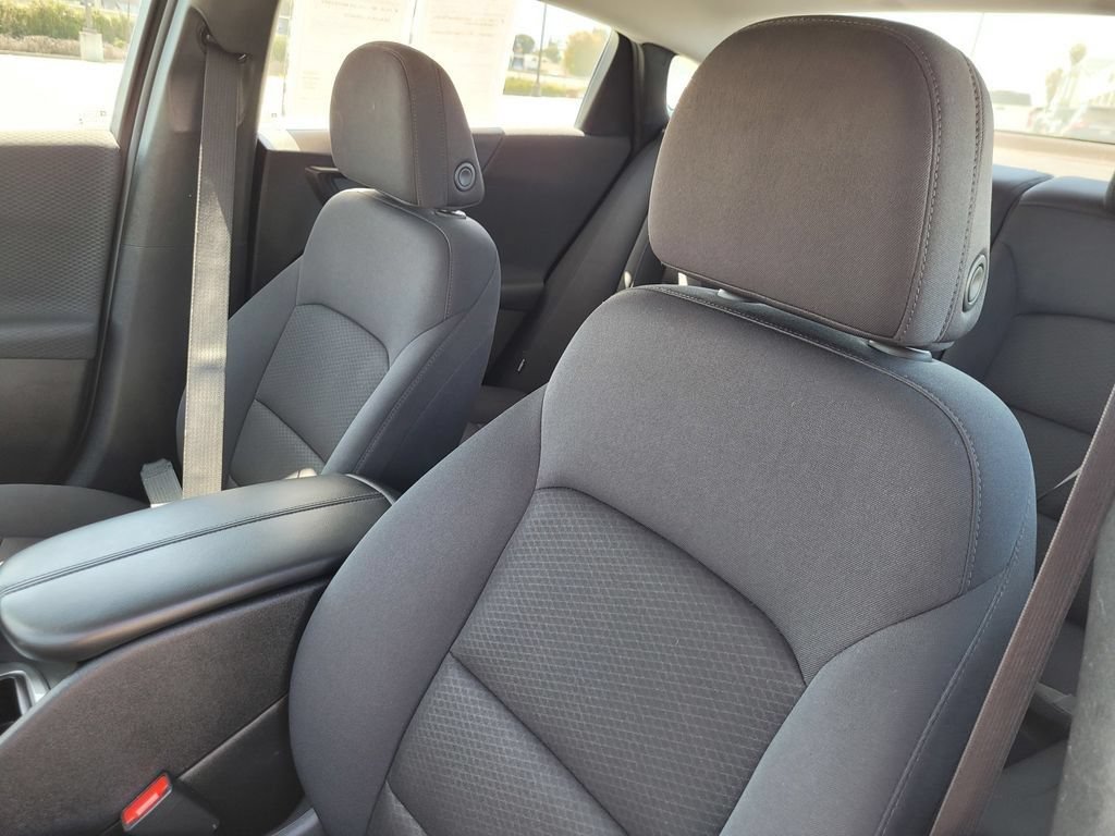 Used 2023 Chevrolet Malibu LT FWD image 12