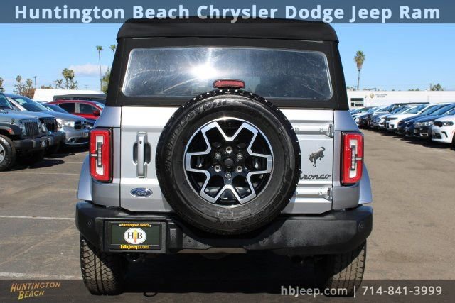 Used 2023 Ford Bronco Outer Banks image 4