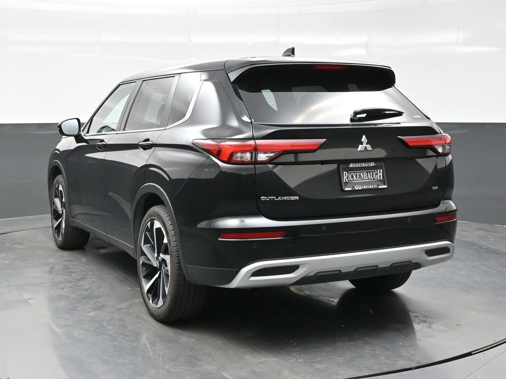 Used 2024 Mitsubishi Outlander SE AWD/4WD image 5