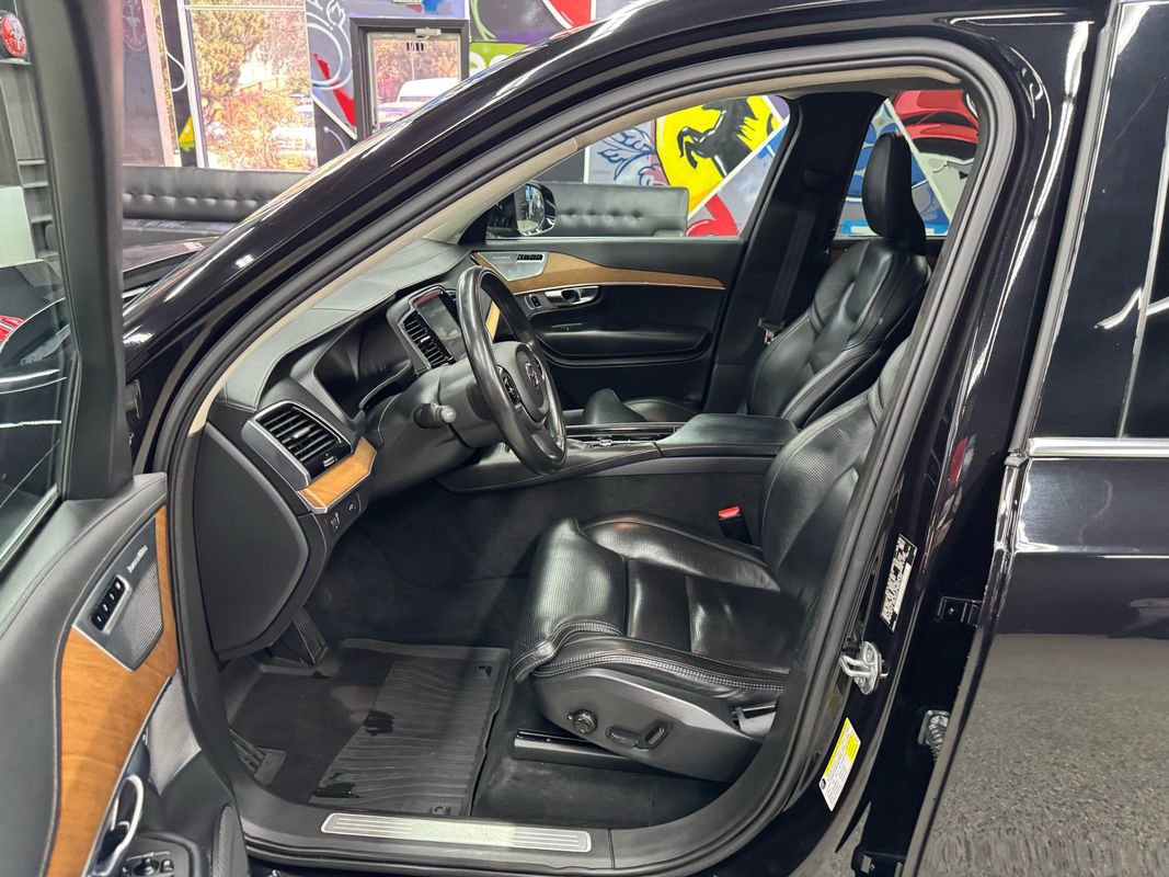 Used 2019 Volvo XC90 T6 Inscription w/ Luxury Package image 10