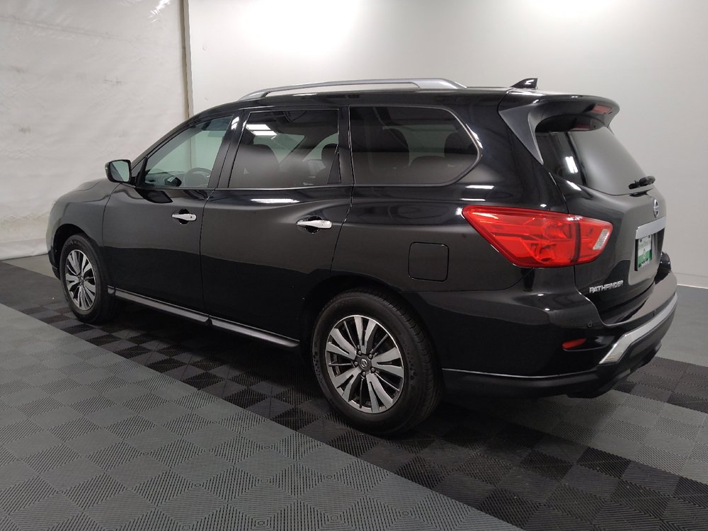 Used 2020 Nissan Pathfinder SV FWD image 3