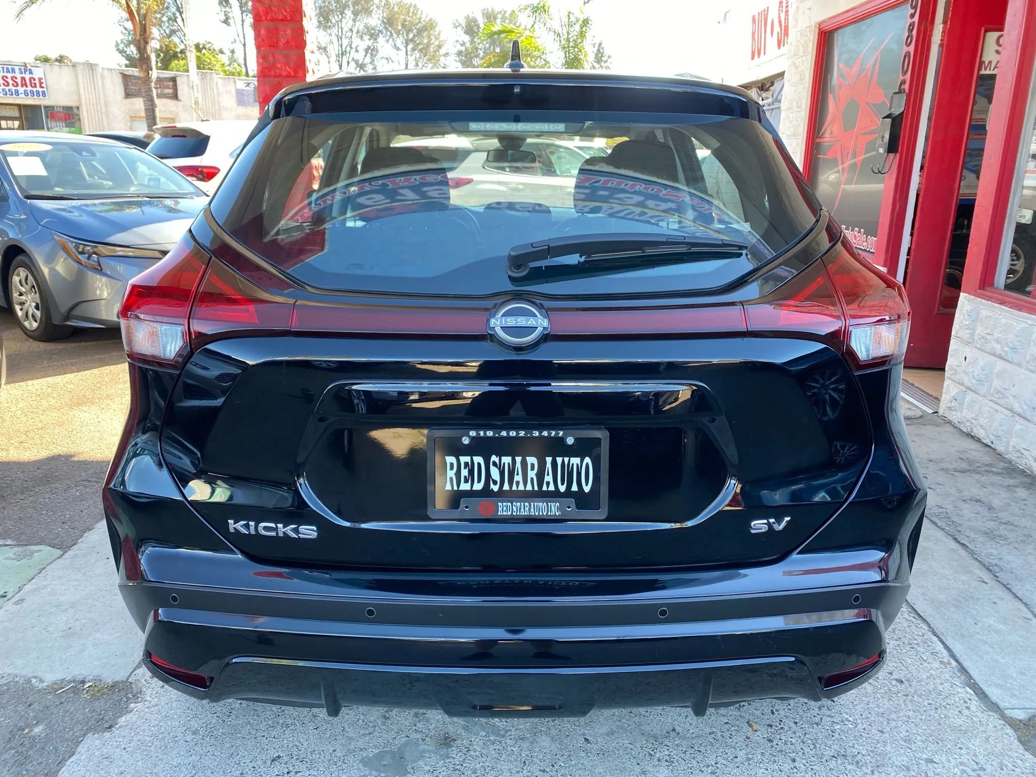 Used 2023 Nissan Kicks SV image 25