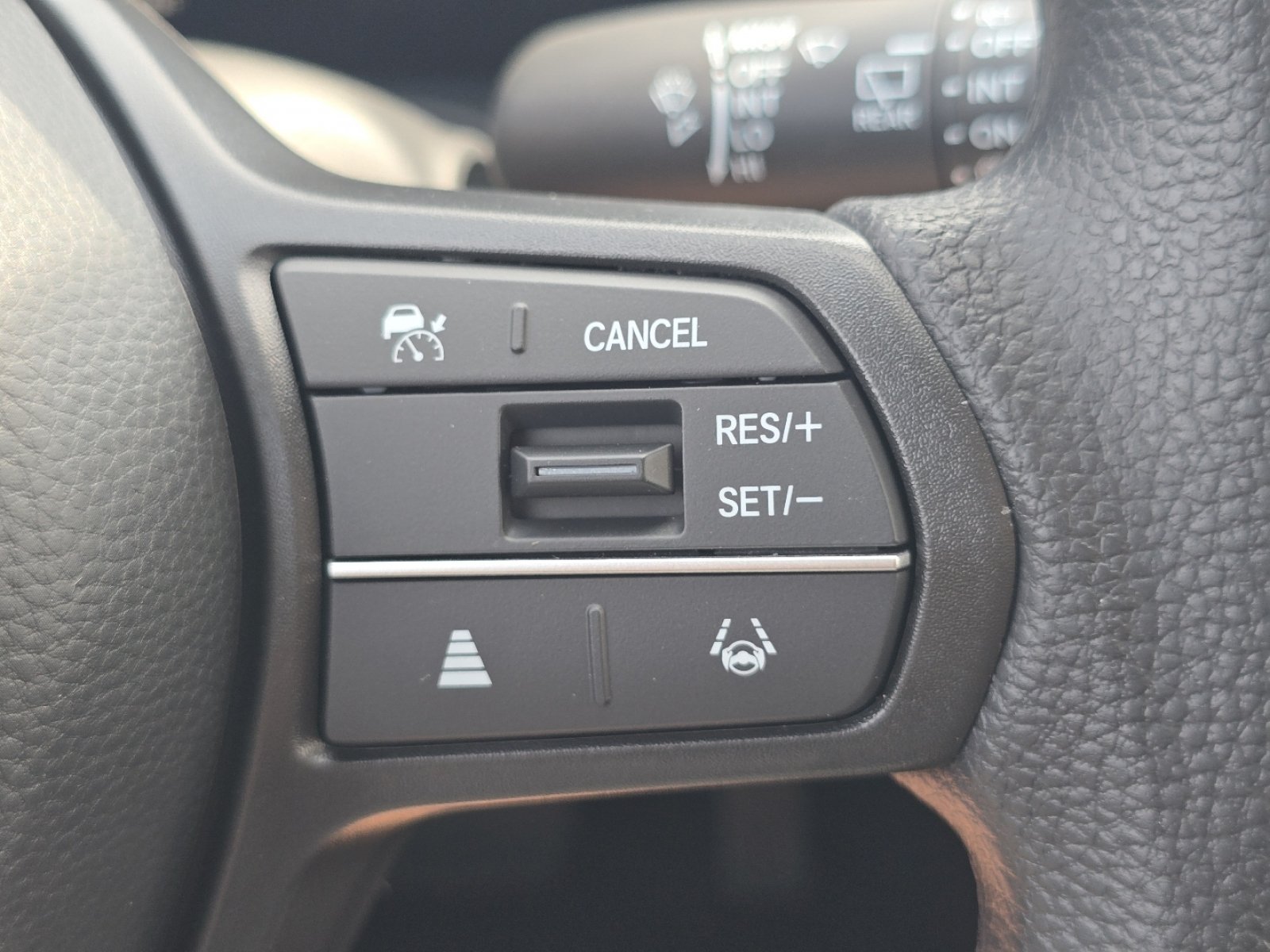 New 2027 Honda HR-V LX image 29