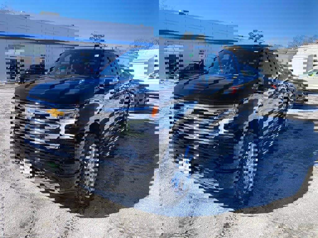 New 2025 Chevrolet Silverado 1500 High Country w/ High Country Premium Package image 3