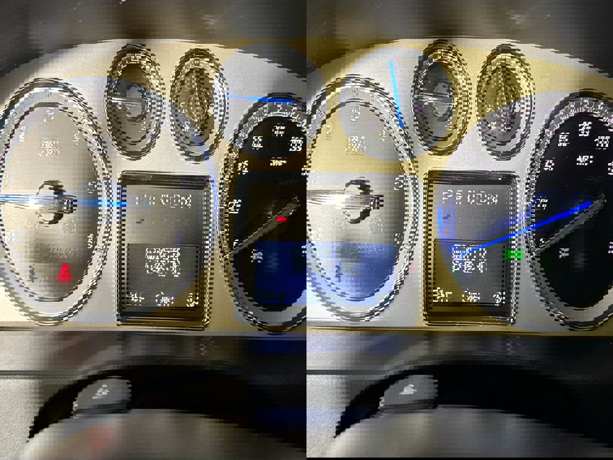 Used 2014 Cadillac Escalade Platinum image 39