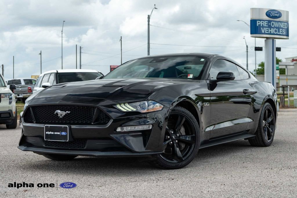 Used 2022 Ford Mustang GT Premium RWD image 1