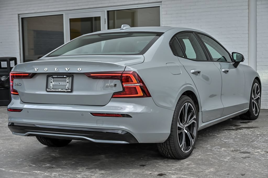 Used 2024 Volvo S60 B5 Core AWD/4WD image 10