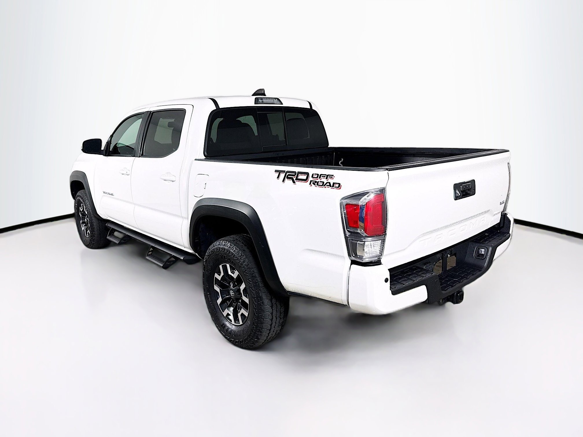 Used 2022 Toyota Tacoma TRD Off-Road w/ Technology Package image 28