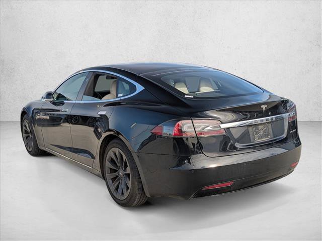 Used 2020 Tesla Model S Long Range Plus image 7