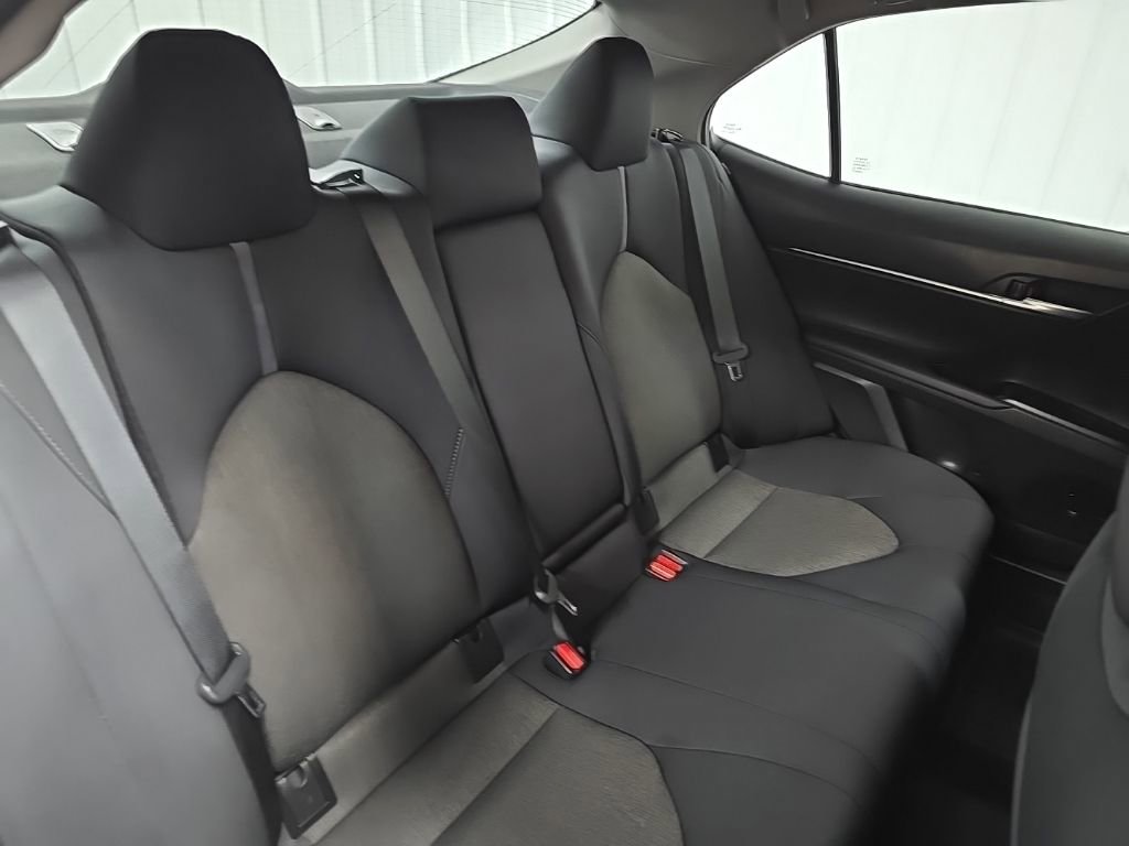 Used 2021 Toyota Camry LE w/ Cold Weather Package image 16