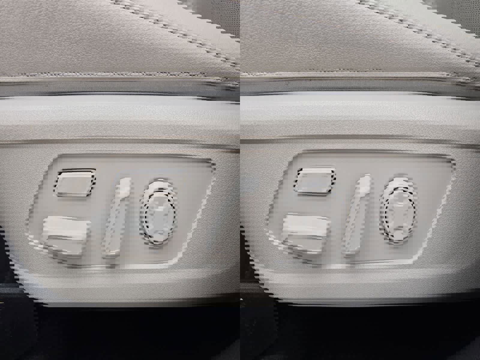 Certified 2023 Kia Sorento SX image 15