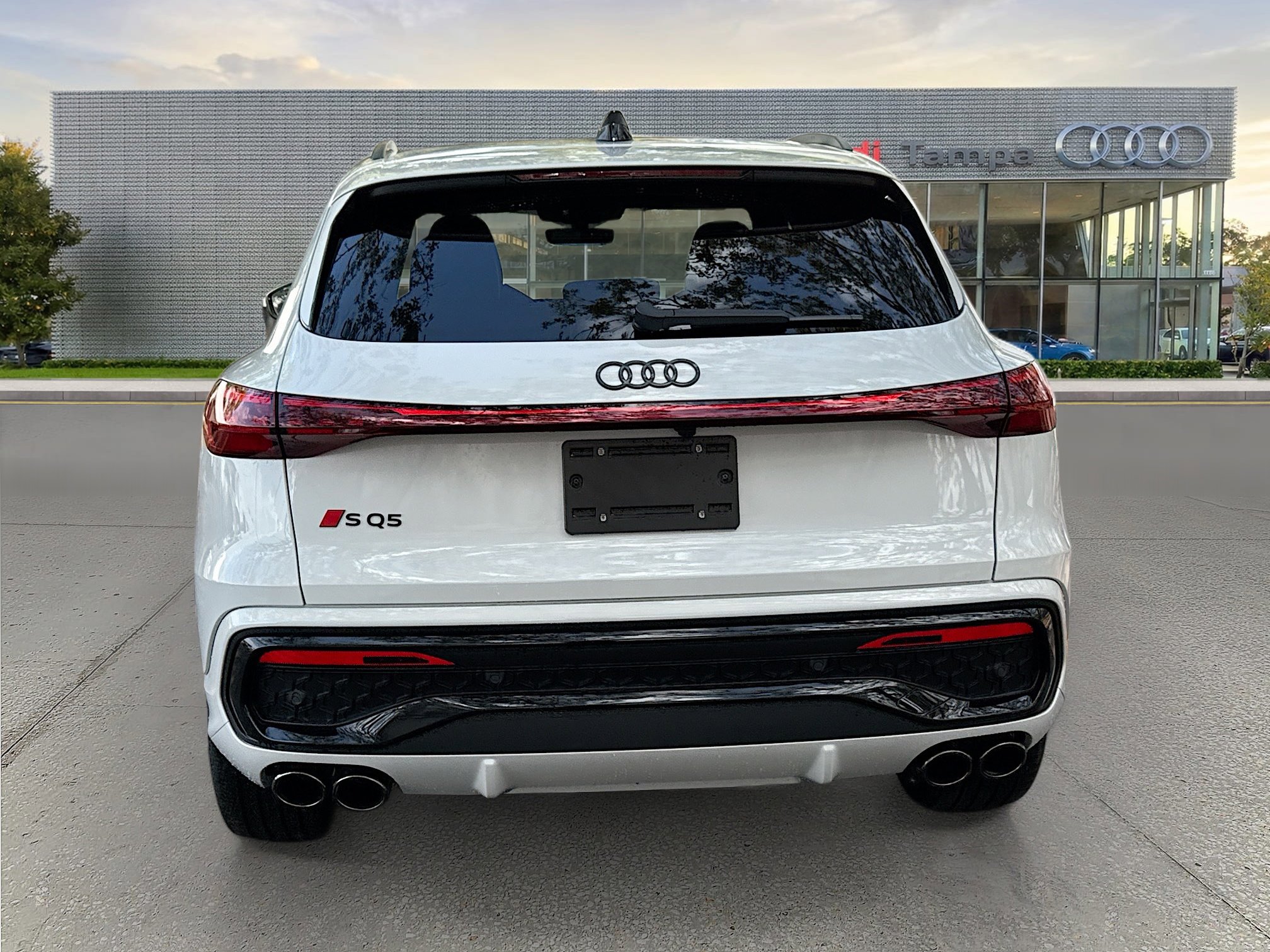 New 2025 Audi SQ5 Premium Plus image 4