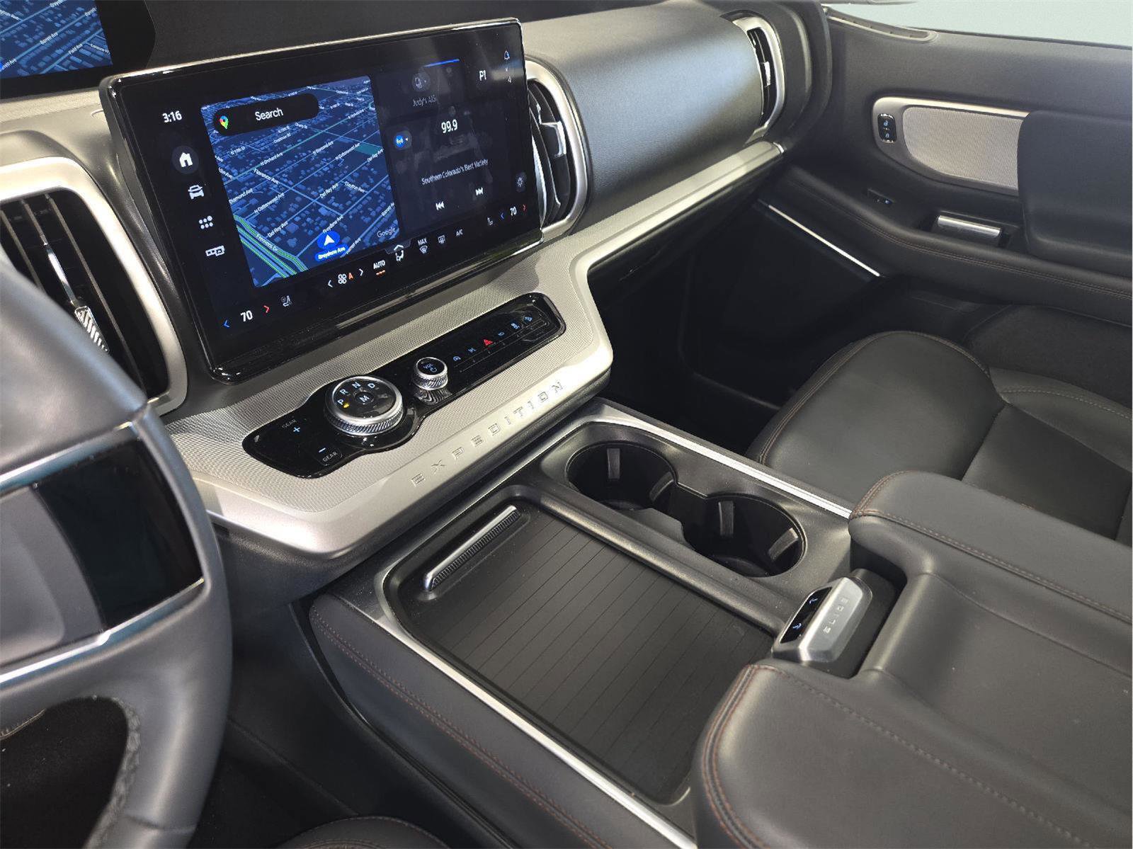 Used 2025 Ford Expedition Max Active image 30
