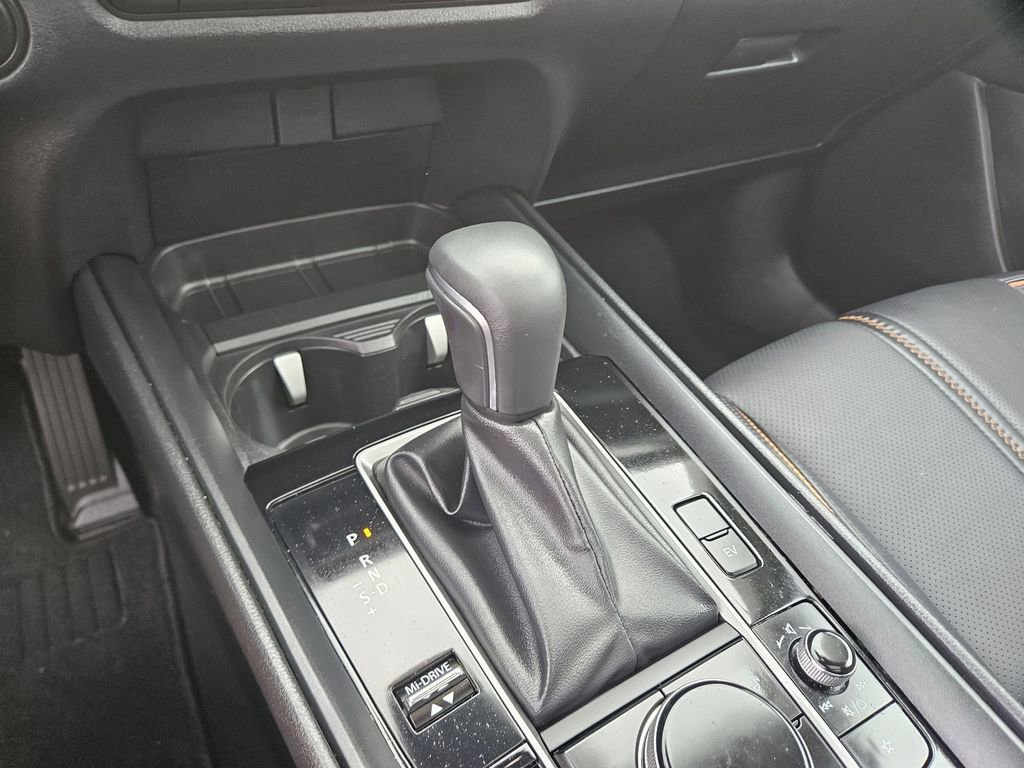 Used 2025 MAZDA CX-50 AWD 2.5 Hybrid w/ Premium Pkg image 29