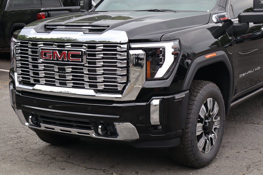New 2026 GMC Sierra 2500 Denali w/ Snow Plow Prep/Camper Package image 4