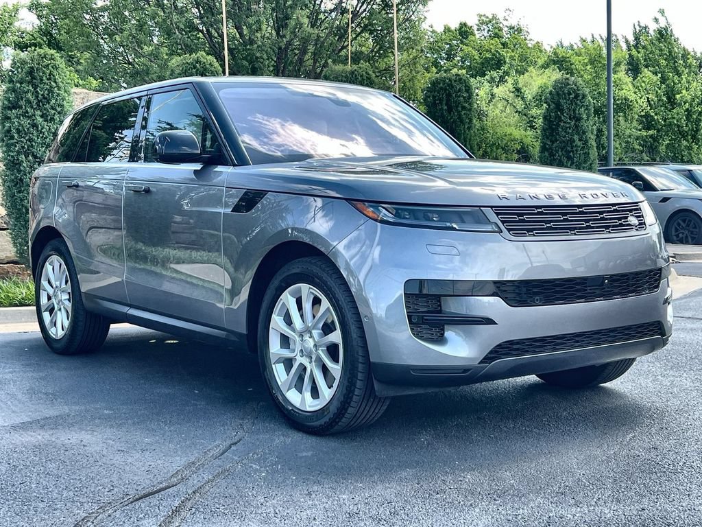 Used 2023 Land Rover Range Rover Sport SE AWD/4WD image 7