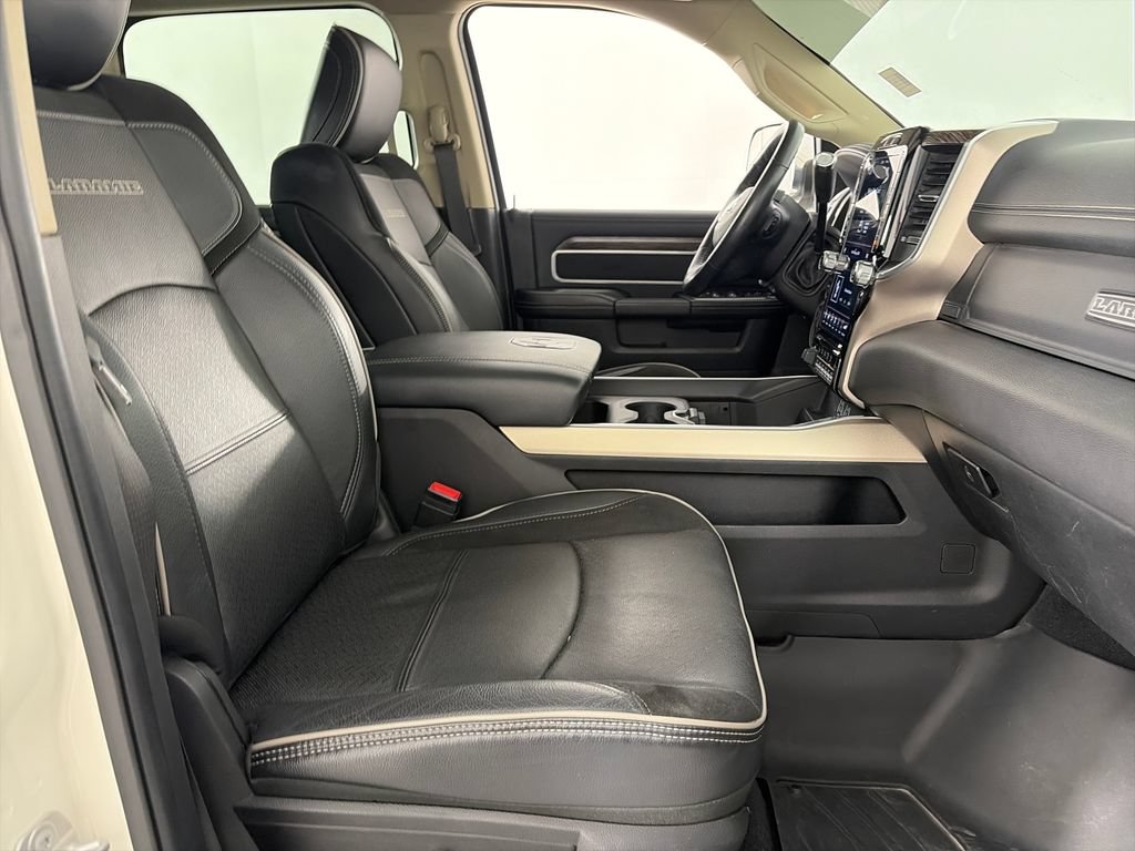 Used 2020 RAM 3500 Laramie AWD/4WD image 32