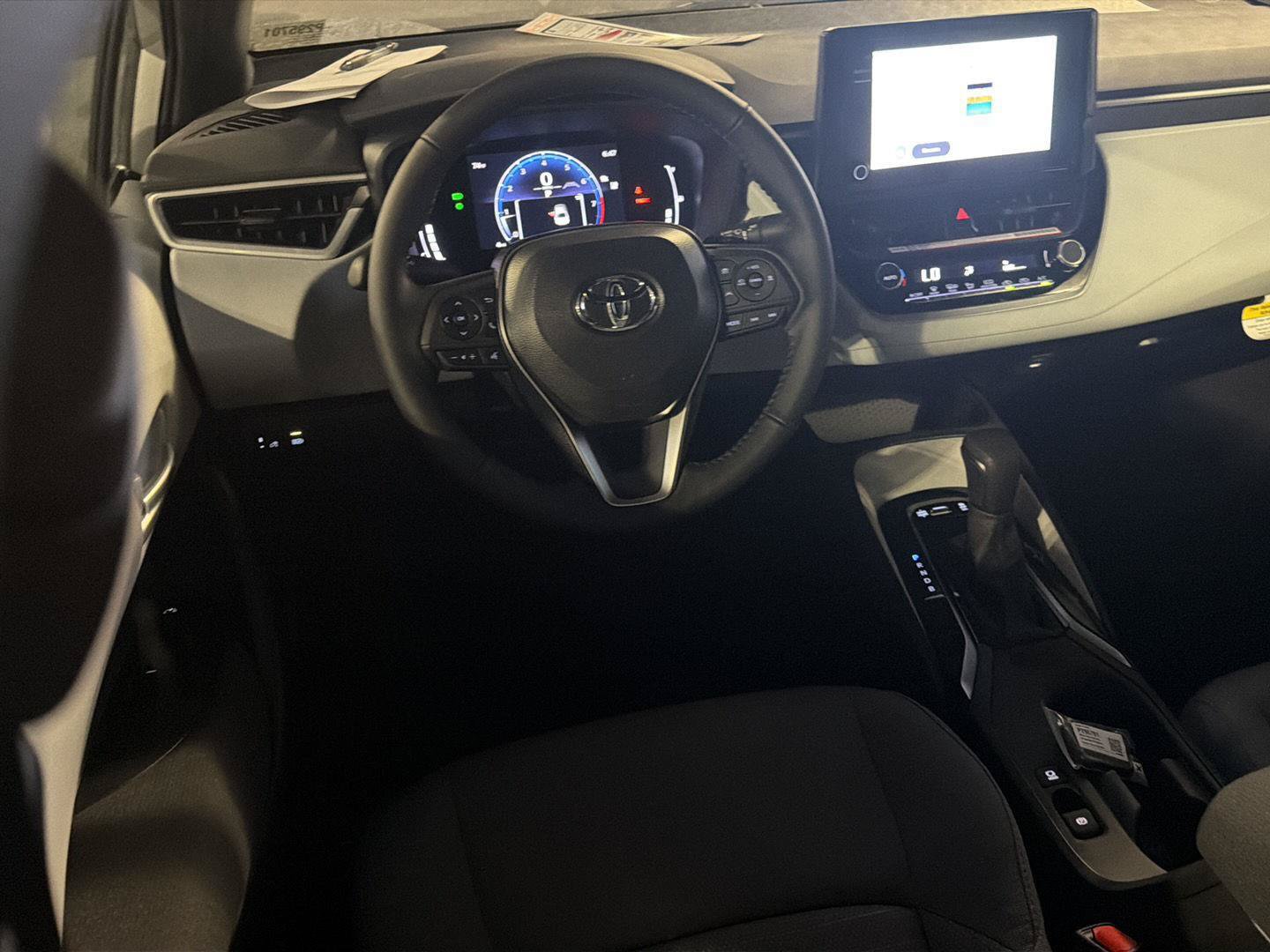 New 2026 Toyota Corolla SE FWD image 18