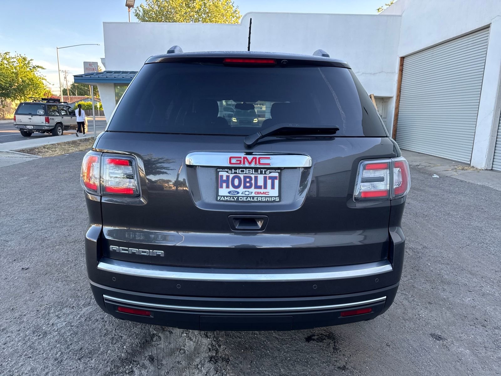 Used 2015 GMC Acadia SLE image 4