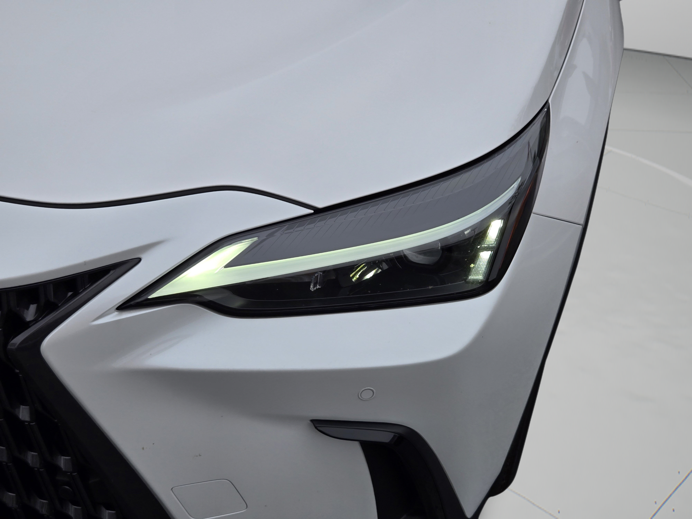 Certified 2025 Lexus NX 350 AWD w/ Premium Package image 29