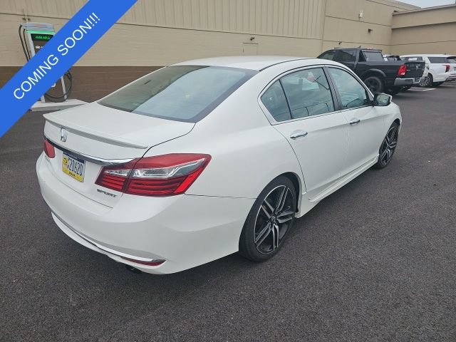 Used 2017 Honda Accord Sport image 3