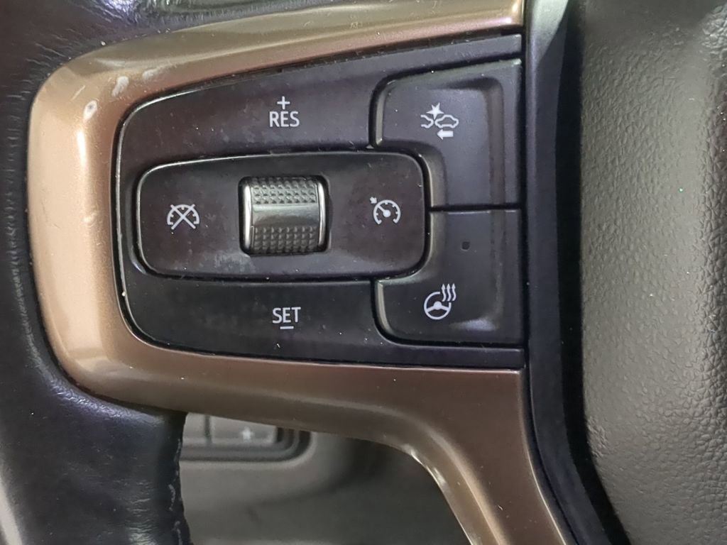 Used 2021 Chevrolet Suburban High Country w/ Premium Package image 40