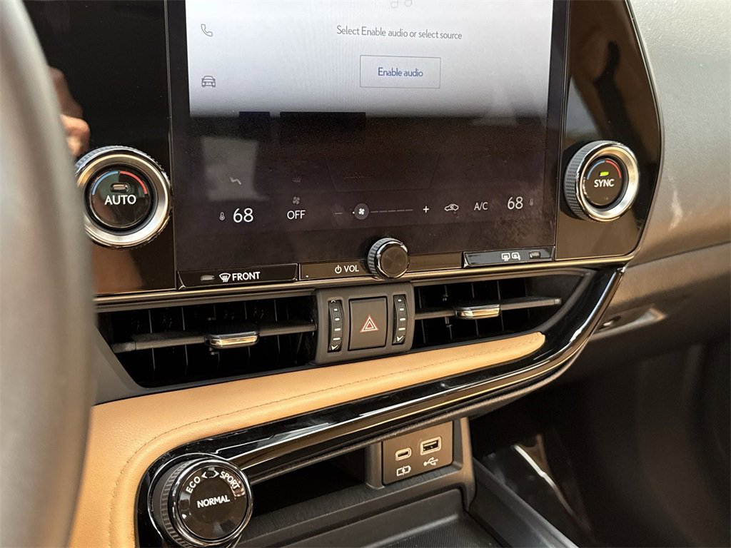 Used 2023 Lexus NX 250 FWD w/ Towing Package (2000 Lbs) image 52