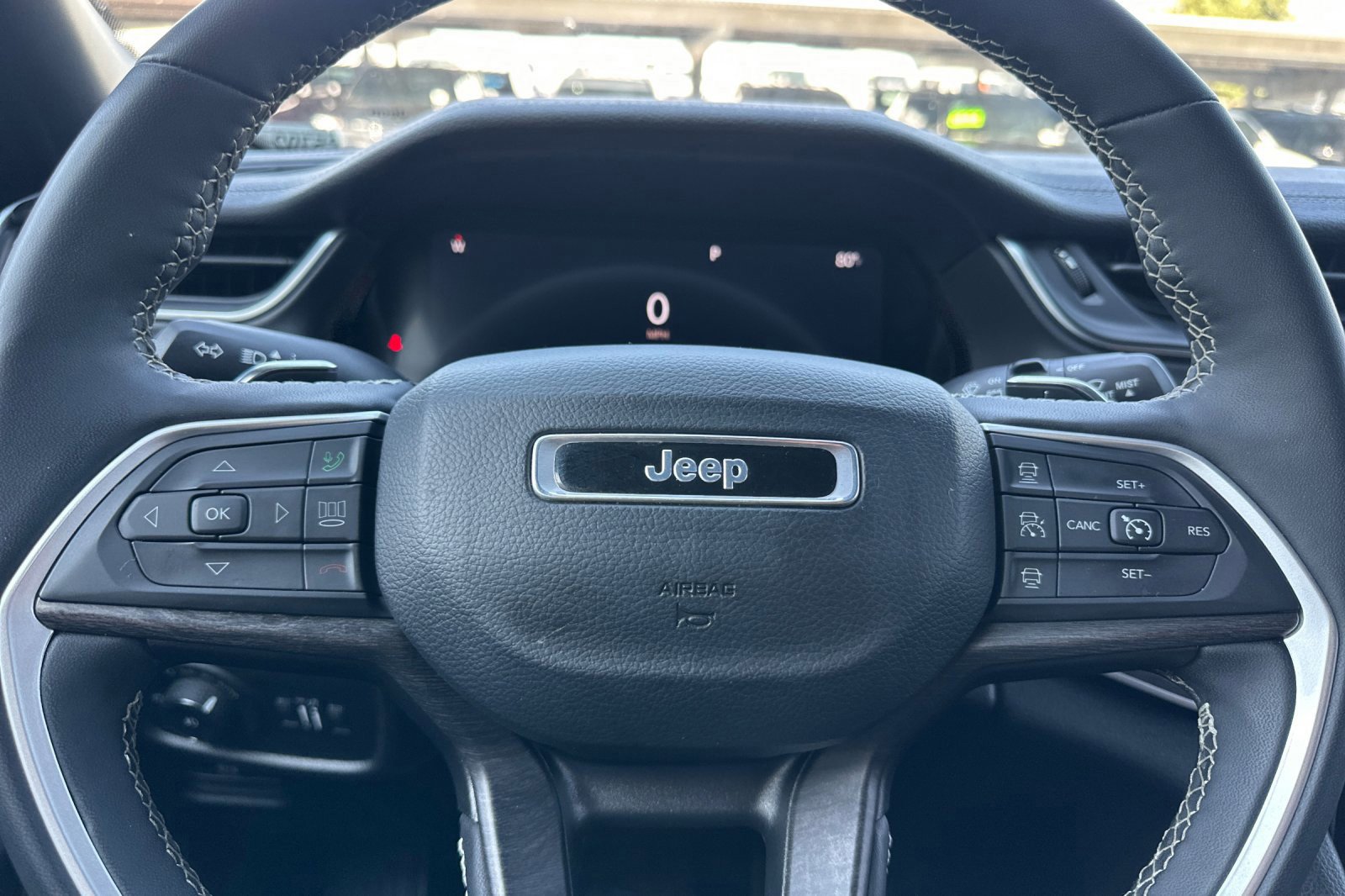 Used 2024 Jeep Grand Cherokee L Limited w/ Luxury Tech Group II image 25