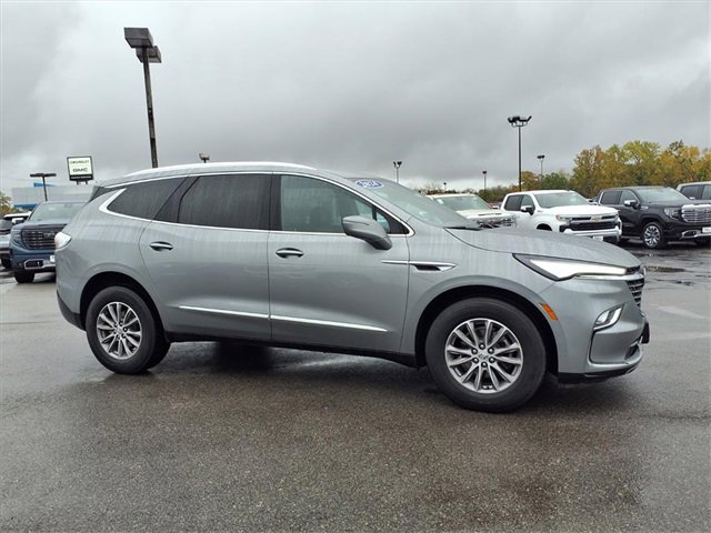 Used 2024 Buick Enclave Premium image 5