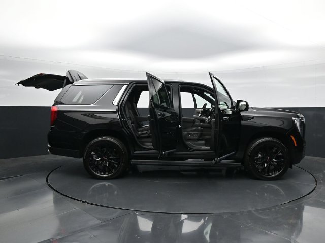 Used 2026 GMC Yukon Denali w/ Sun & Power Step Package AWD/4WD image 60