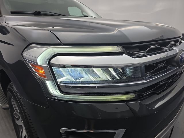 Used 2023 Ford Expedition Max Limited image 13