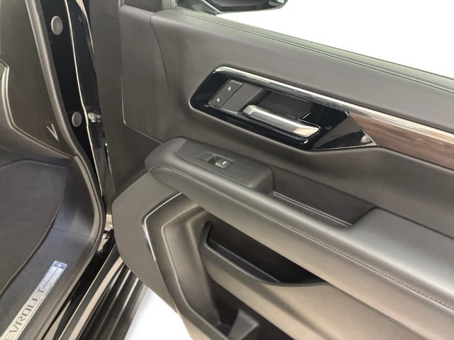 Certified 2025 Chevrolet Tahoe LT AWD/4WD image 15