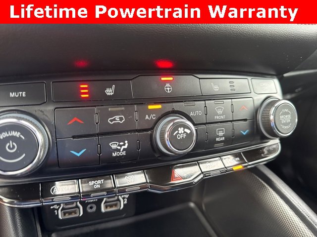 Used 2023 Dodge Durango GT image 11