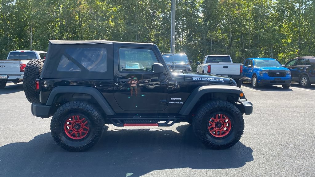 Used 2012 Jeep Wrangler Sport AWD/4WD image 4