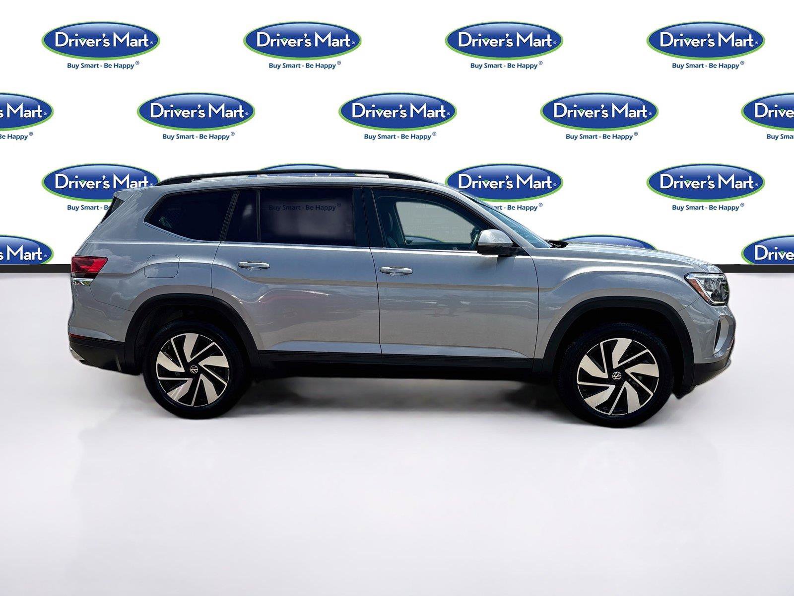 Used 2025 Volkswagen Atlas SE FWD image 8