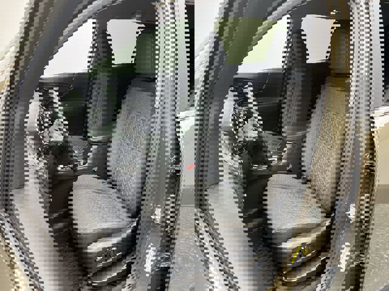 Certified 2023 Chevrolet Equinox LT image 9