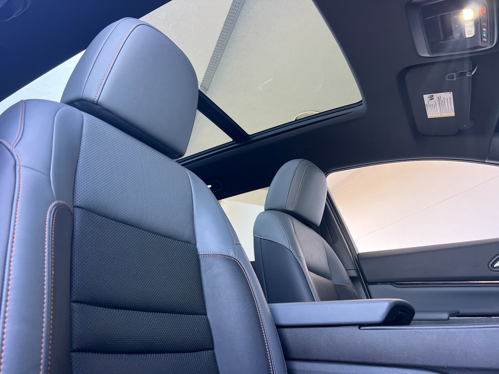 Used 2025 Honda Prologue Elite image 17