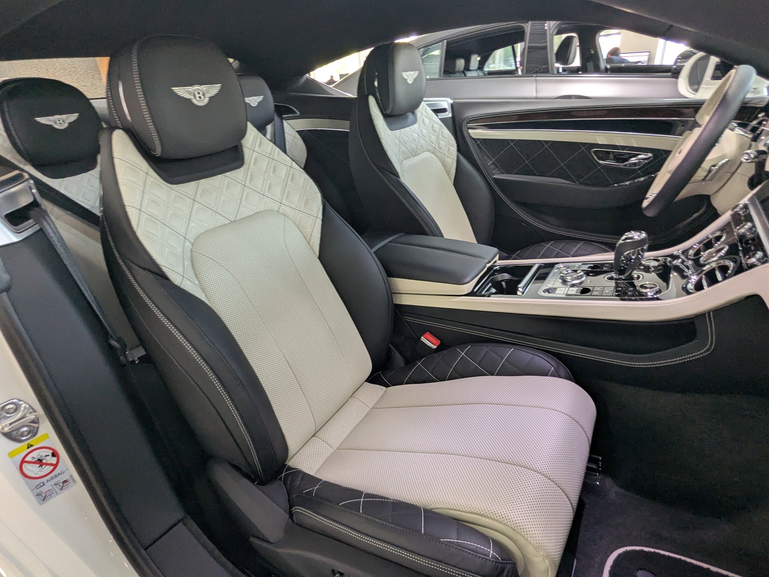 Used 2020 Bentley Continental GT image 13