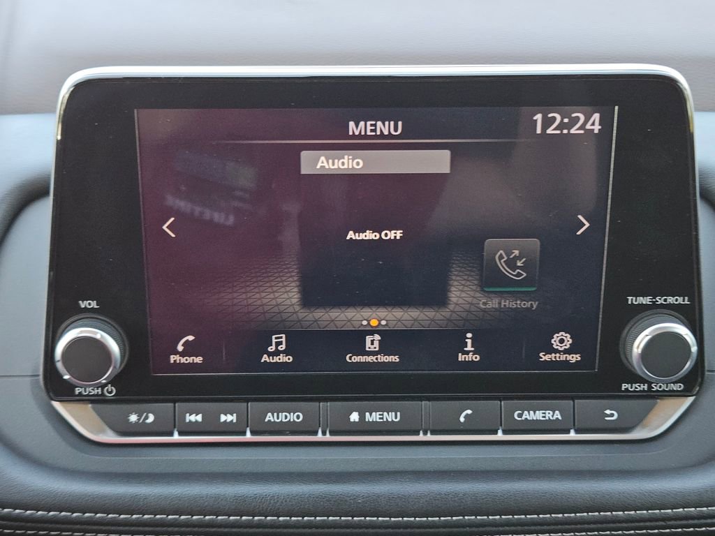 Used 2023 Nissan Rogue S image 13