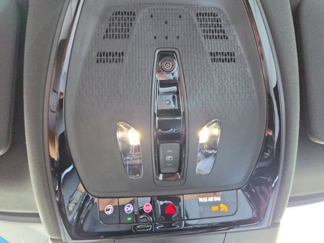 Used 2026 Cadillac Lyriq Premium Luxury w/ LPO, Floor Liner Package AWD/4WD image 28