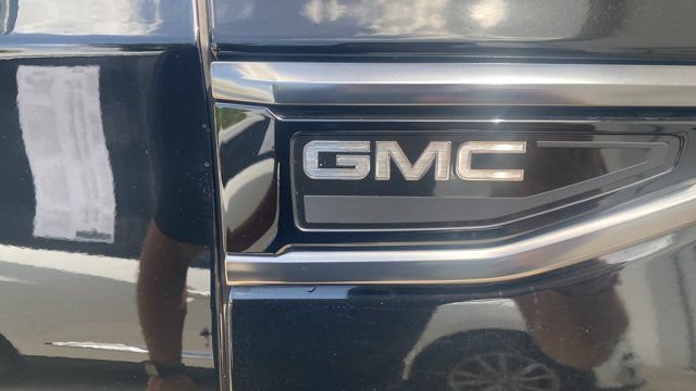 Used 2023 GMC Yukon AT4 w/ AT4 Premium Plus Package AWD/4WD image 30