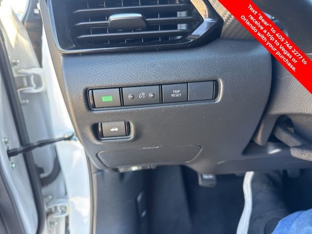 Certified 2025 Nissan Sentra SV image 21