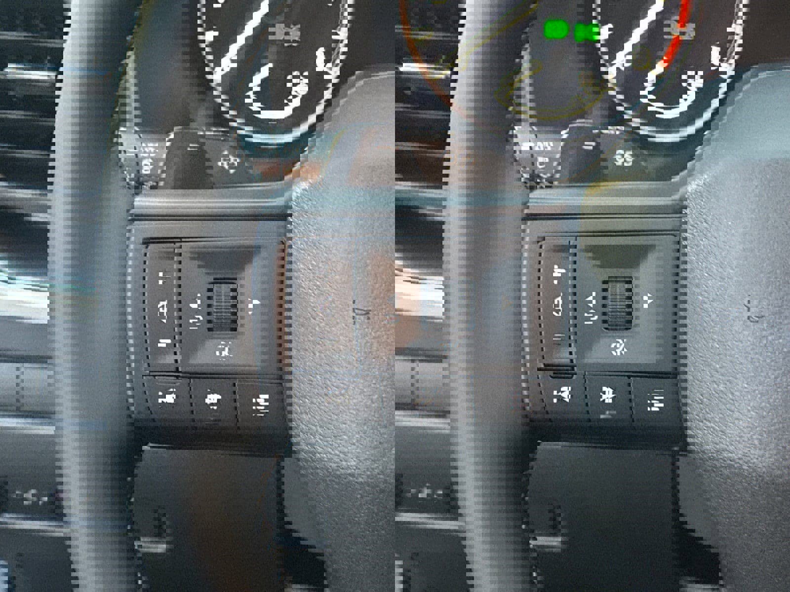 New 2026 Nissan Rogue SV w/ Cold Weather Package FWD image 25