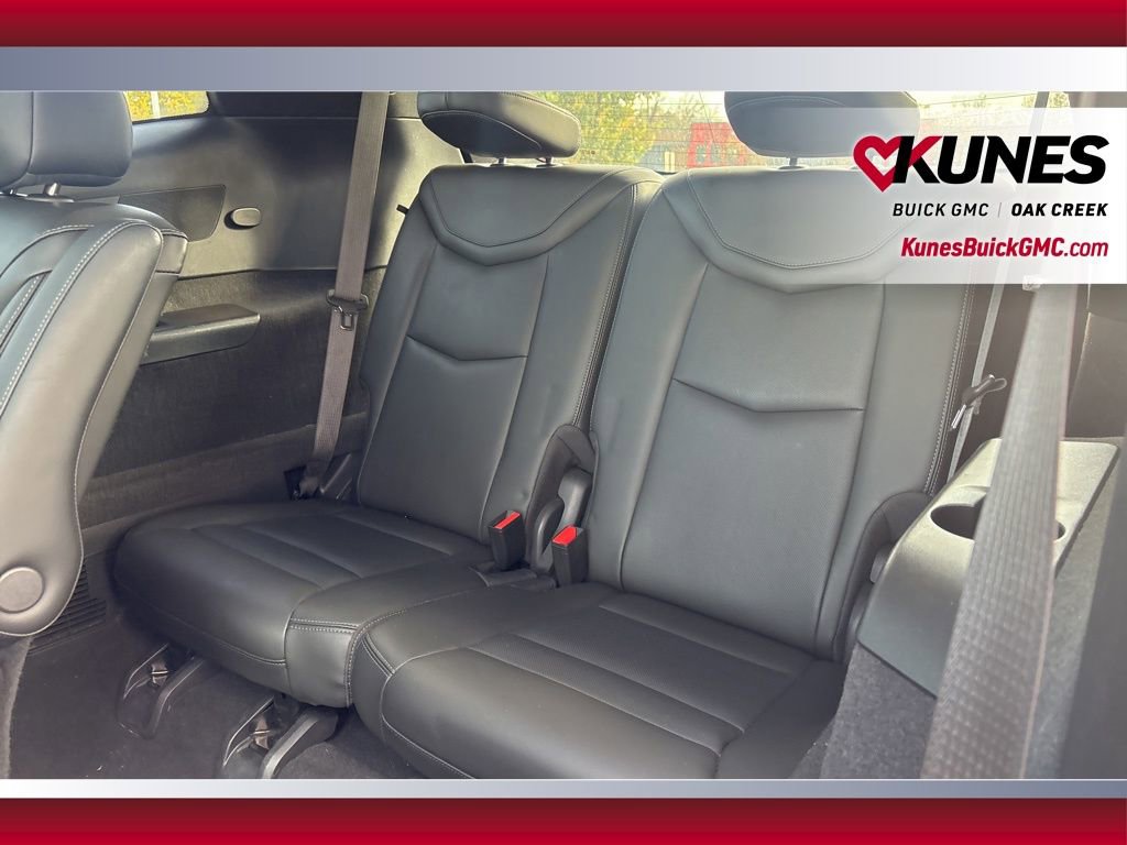 Used 2023 Cadillac XT6 Sport w/ Technology Package image 26